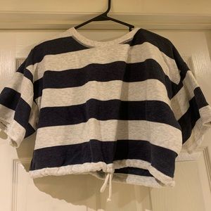 American Eagle crop top
